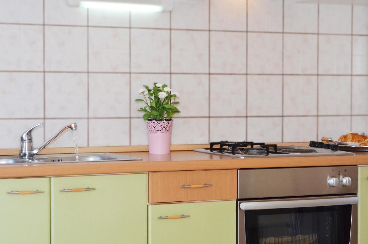 Apartmani Basic Rogoznica Rogoznica  Buitenkant foto