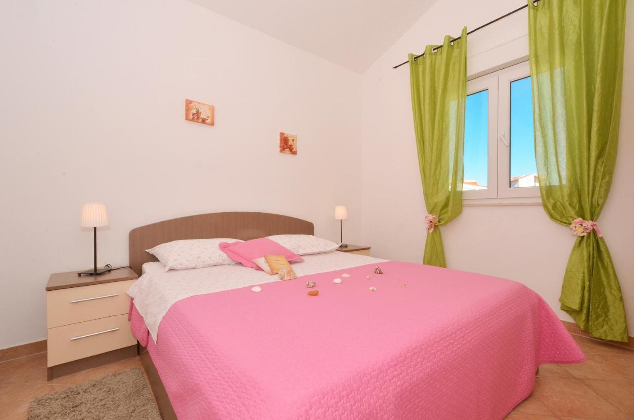 Apartmani Basic Rogoznica Rogoznica  Buitenkant foto