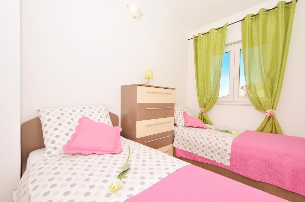 Apartmani Basic Rogoznica Rogoznica  Buitenkant foto